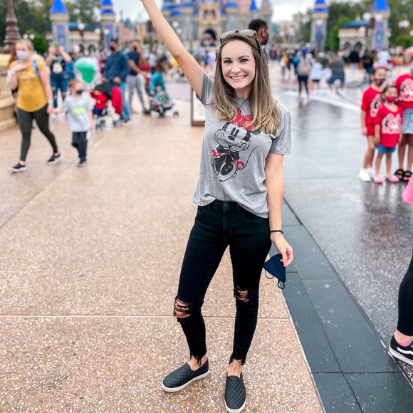 Meet your Posher, Crystal - Picture 3 of 15